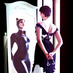 Annet Bluewolf: Elegant Fashion Model in a Glamorous Outfit