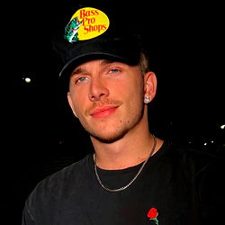 A Stylish Selfie by Los Angeles Based Fashion Model Travis Tops,