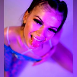 Onlyfans Ka$h: Striking a Pose in the Studio