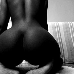 Jesse, a London OnlyFans model in full recline