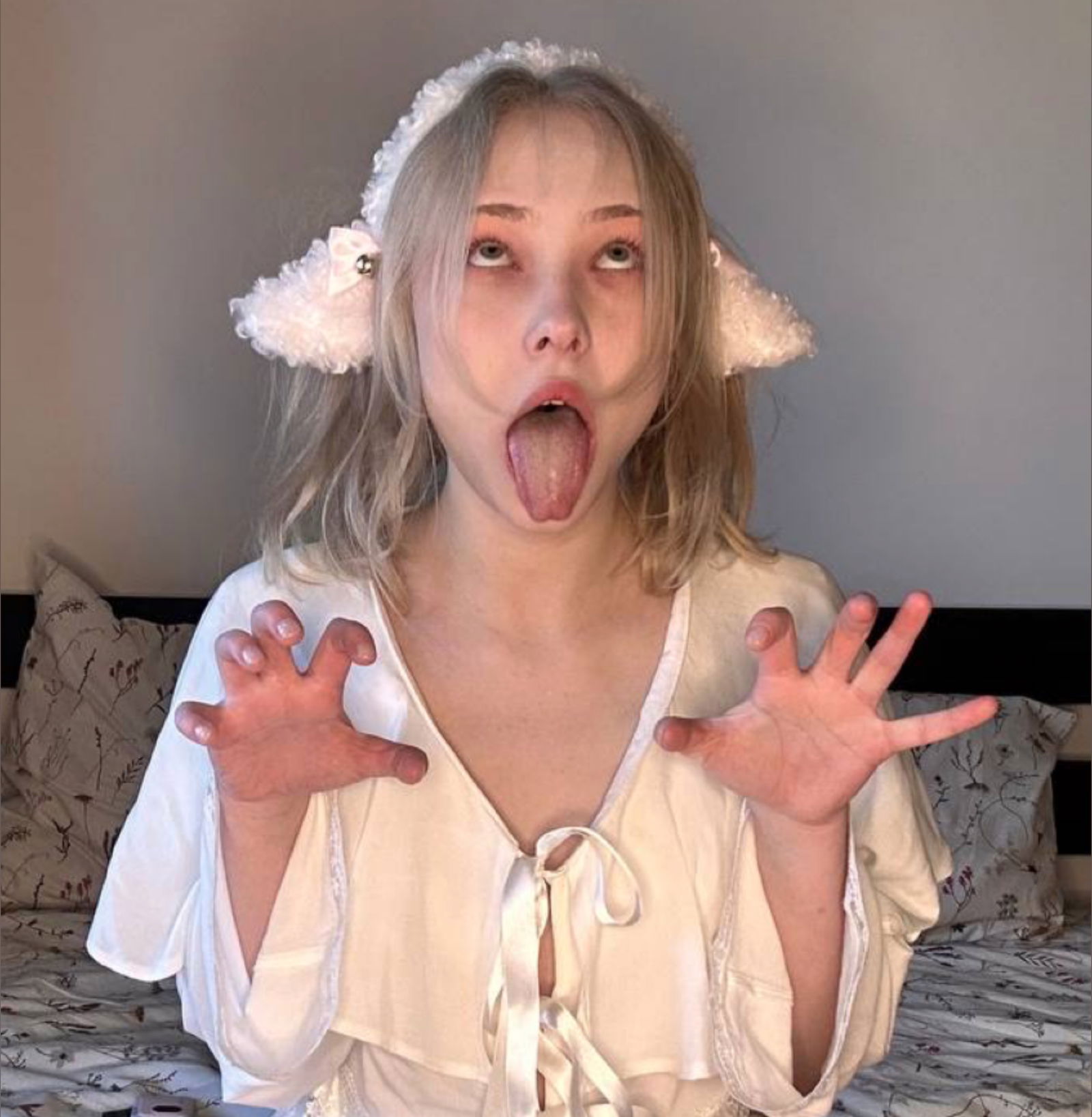 🎀  𝓐𝓷𝓷𝓪  🎀 photo