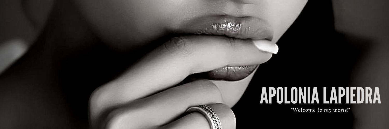 Apolonia Lapiedra VIP photo