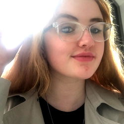 Rachel Roberts in a Trendy Outfit