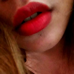 Philippine Model Lei Hart: Beauty in the City