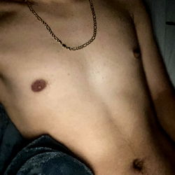 UrNEWfav: A Favorite Model from Anywhere