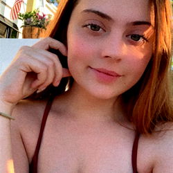 Onlyfans Model Trippiyhippie4/20