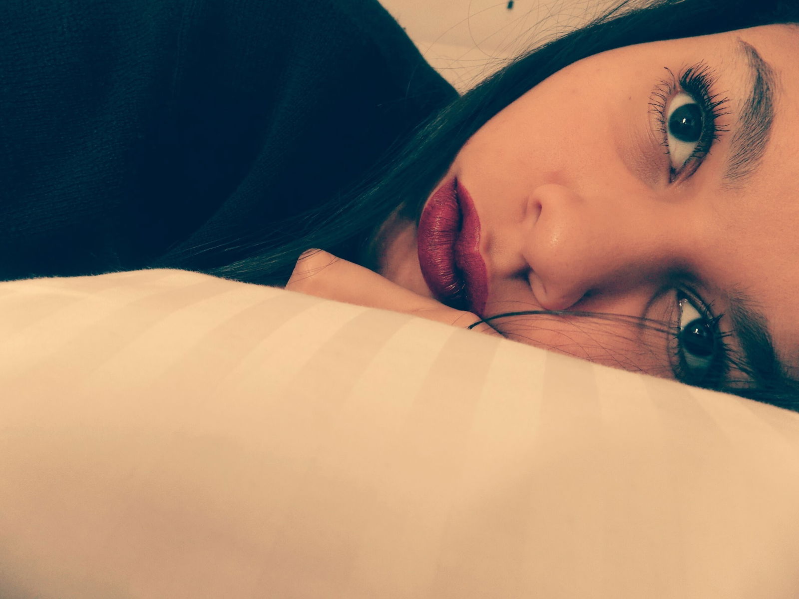 Yourvirtual girlfriend🍓 photo