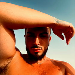 Casual Beach Scene with MrPas