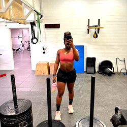 Sexy Chocolate in Fitness Gym