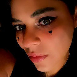 Intimate portrait of Xoco-Latina 🍫, the Amateur model from Spain