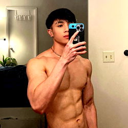 OnlyFans Model Alex Ng Shares His Physique in Utah