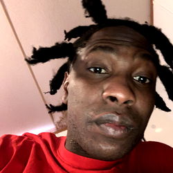 Fyedeck's Unusual Afro Style