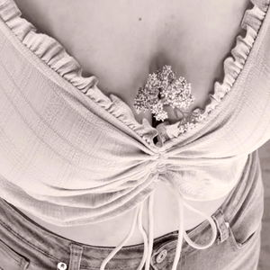 Daisy Marie ๐ผ photo