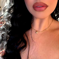 Marie - OnlyFans Model