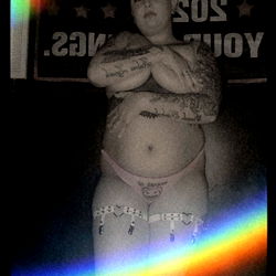 Renaeee, OnlyFans Model in West Virginia