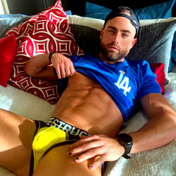 Malykai: A Fitness Model Showcasing His Body