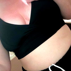 Katie, a US OnlyFans Model, in an Activewear Look