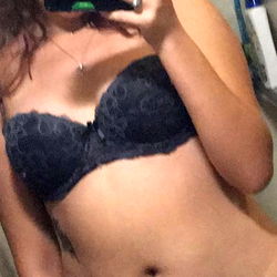 Macy B, a striking OnlyFans model