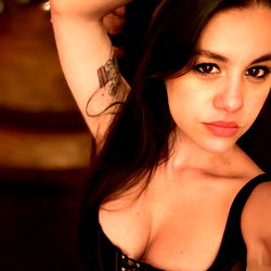 Cuban Mistress: A Model's World