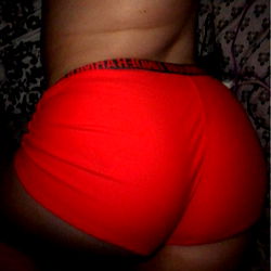 Model Photoshoot Showcasing Curves and Confidence