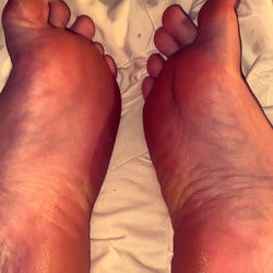 Happyfeet: The Ultimate Feet Massage Experience