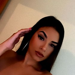 Alejandra - Beautiful Islas Canarias Model,