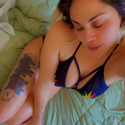 Seductive OnlyFans Model Aqua Posing for a Selfie