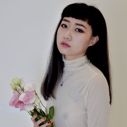 Rayray, a young female model from Taipei