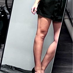 Lena Weigel in a Mirror Selfie