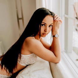 OnlyFans Model ❤️‍🔥 Goddess Alaina