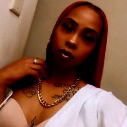 Ling's Playful Vibe in Onlyfans