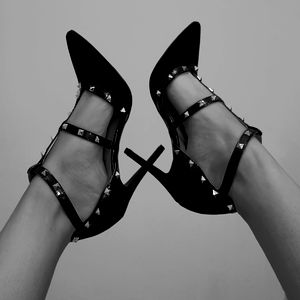 Sexy Soles ๐ฃ photo