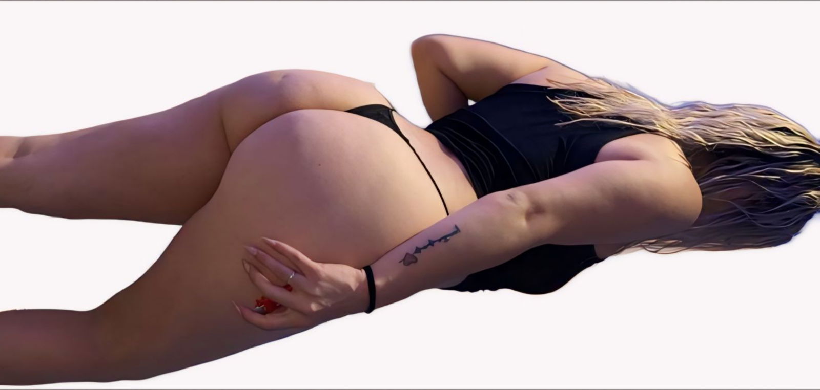 𝙃𝙊𝙏 𝙈𝘼𝙎𝙏𝙐𝙍𝘽𝘼𝙏1𝙊𝙉 💦💦 photo