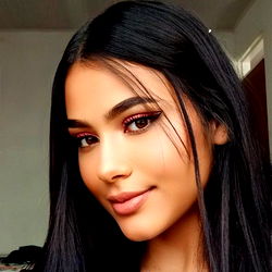 Stylish Model Marcy Amorrr: A Colombian Beauty