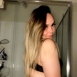 Breezeezy: A Moment of Intimacy