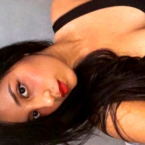 Fiorella Sรกenz photo