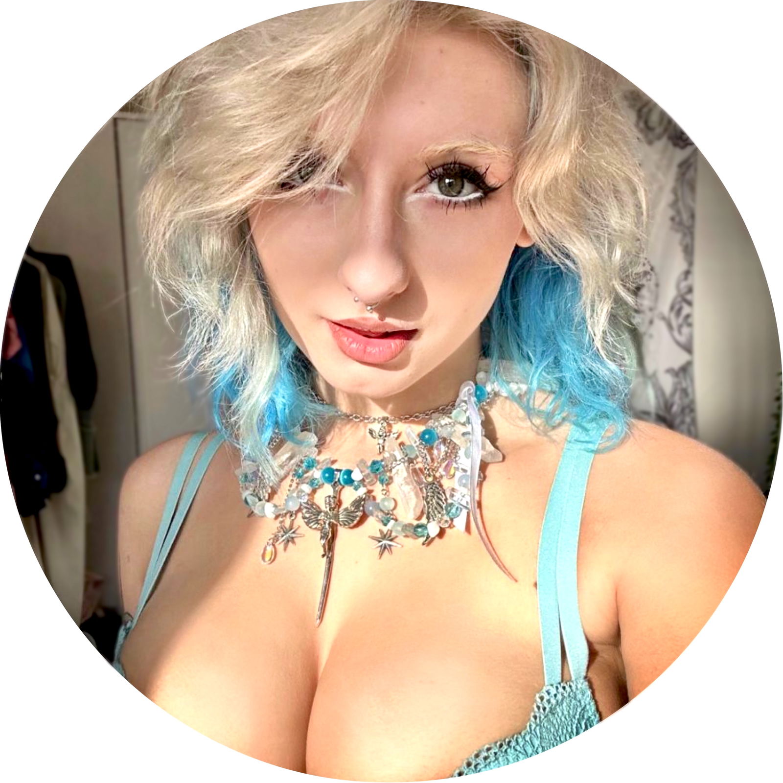 𝑳𝒖𝒎𝒊𝒏𝒂𝒕𝒓𝒊𝒂 photo