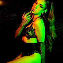 Vanessa ♡ Model Photograph