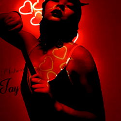 Mixtress Jay: Erotic Vocalist and Model