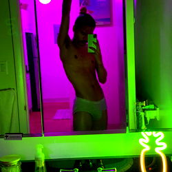 Chris Congeniality, Model Photos