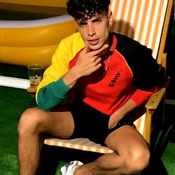 Modern Poolside Fashion