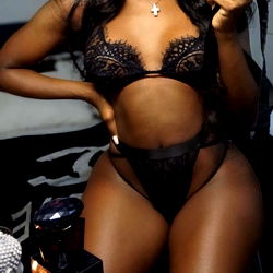 Syren - OnlyFans Model