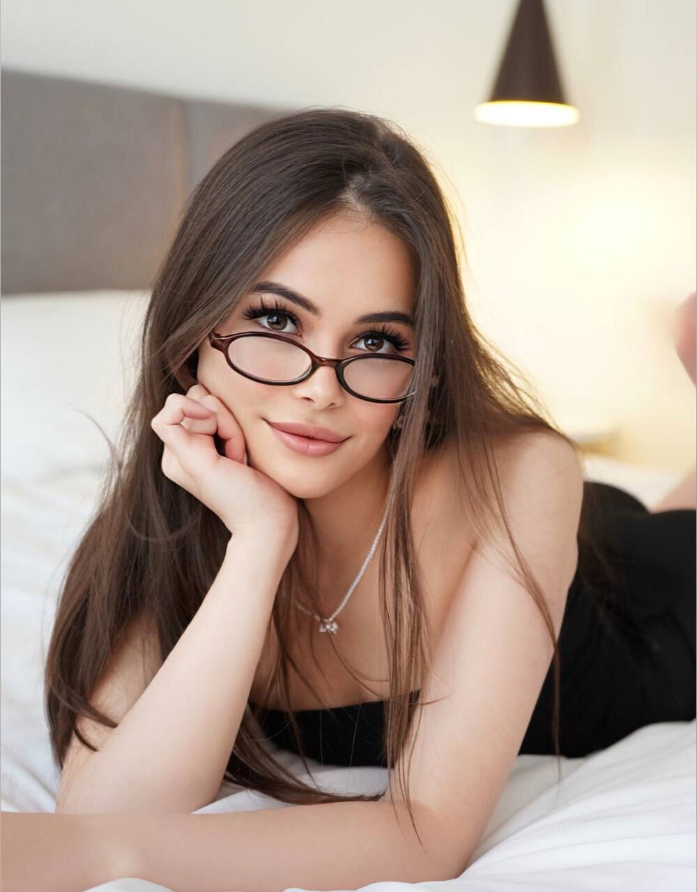 🎀 𝓜𝓸𝓷𝓪 𝓚𝓲𝓶𝓶 🎀 photo