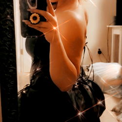 Lilypad of OnlyFans - Model Profile