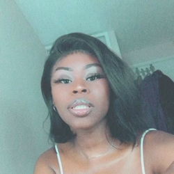 Nenethedancer, a London-based OnlyFans model capturing her unique style with confidence and elegance.