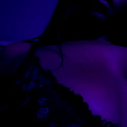 Intimate and Sensual Model Photography - AnonyPus