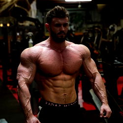 Mike Oxlong: The Muscular Fitness Model