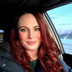 Strong Woman Portrait with Niki | OnlyFans