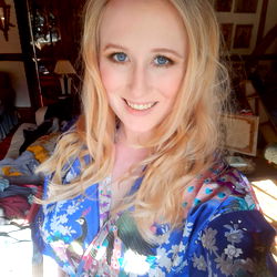 Satine Spark, UK Onlyfans Model