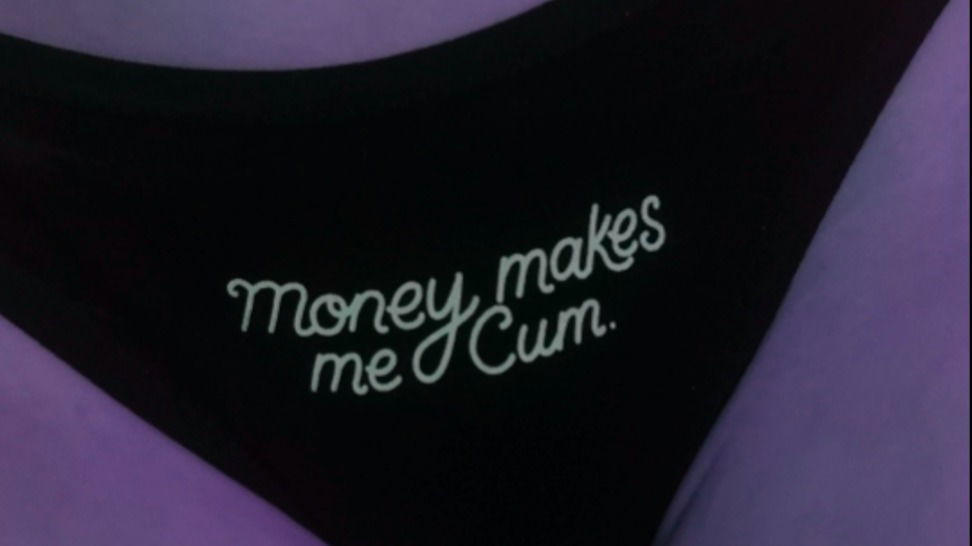 Goddess Stephanie Pink photo